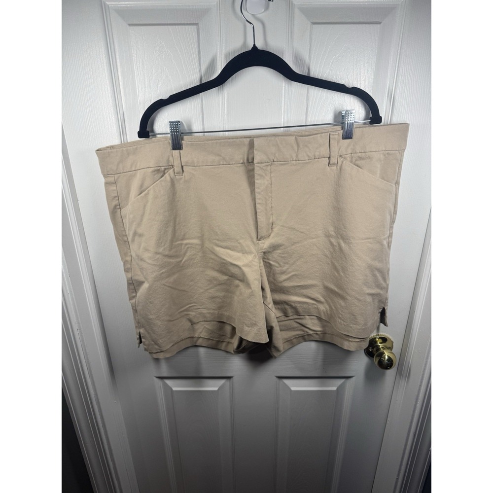 Old Navy Women's 22 High Rise Pixie Shorts Lightweight Tan/Beige